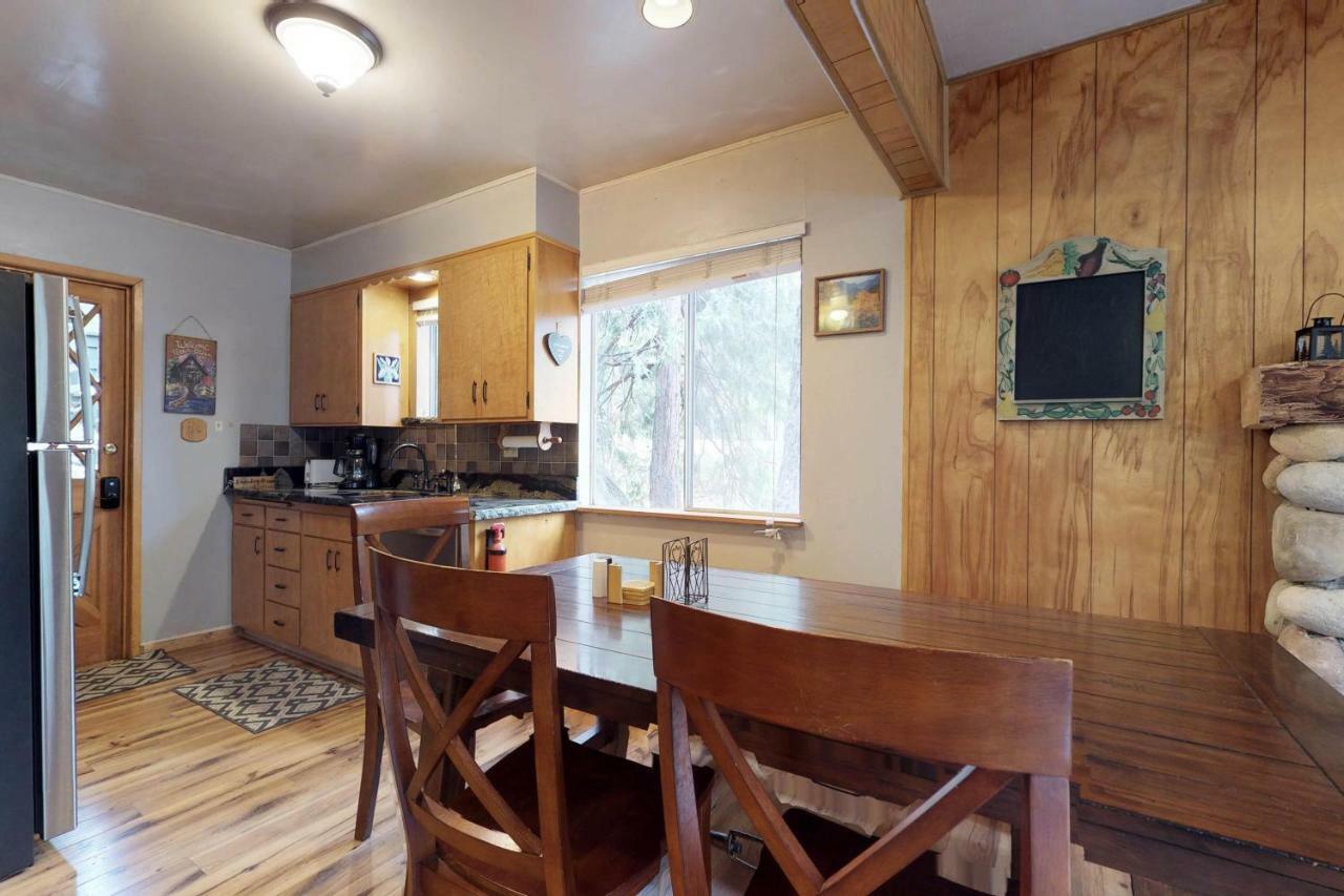 Blue Meadow Cottage Shaver Lake Eksteriør billede
